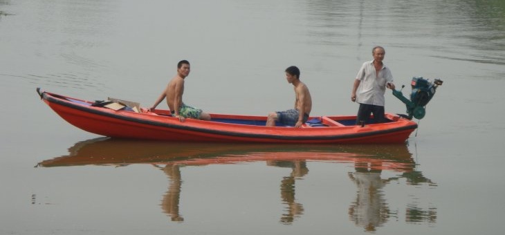 渔船5.8x1.4，2人